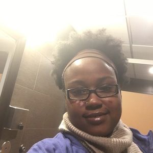 Meet your Posher, Kimberly